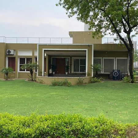 Raas Vilas - Boutique Farm House With Pool Taoru Exterior photo